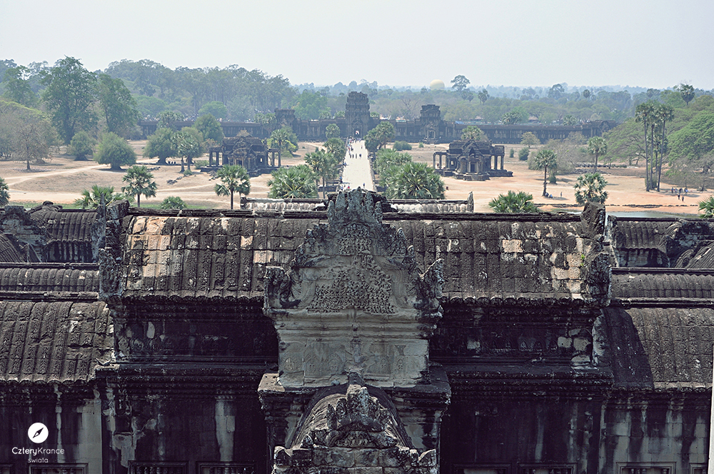 b_0534-copy.jpg