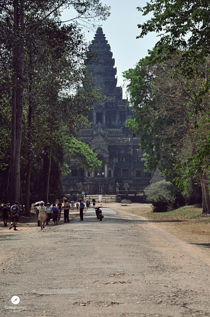 b_0567-copy.jpg