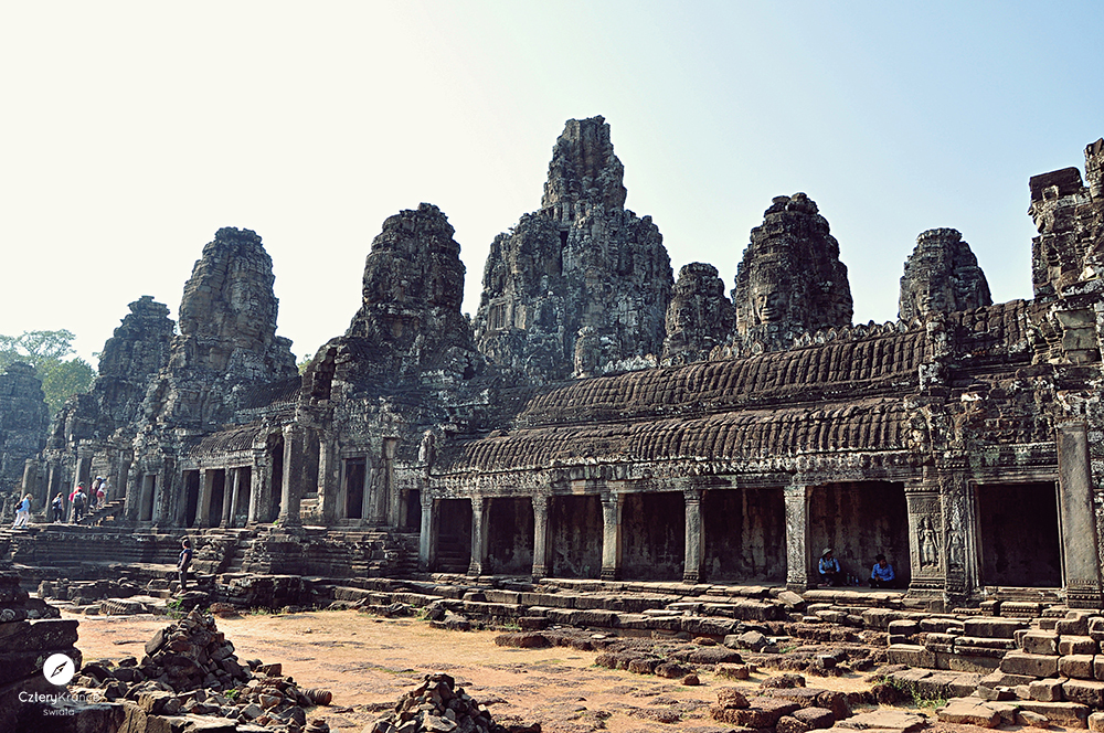 b_0758-copy.jpg