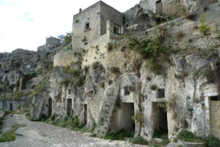 3 Matera jaskinie mieszkalne w pobliżu Convicinio S.Antonio_na zewnątrz.jpg
