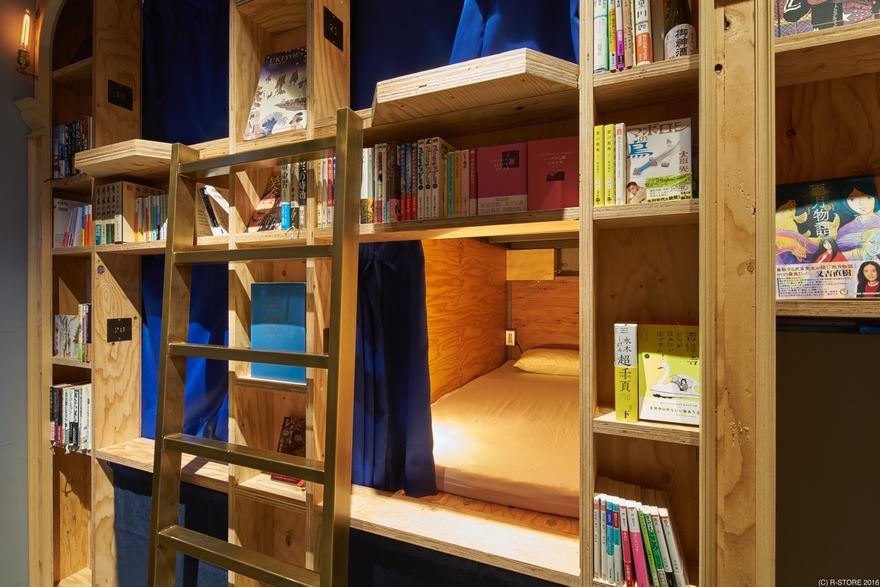 bookhostel.jpg