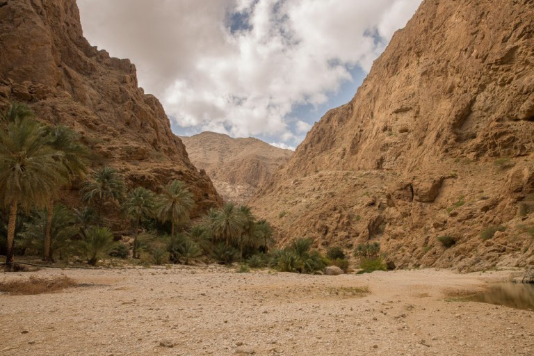 Oman_natural_valleys.jpg