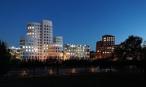 2016_arch_modern.jpg
