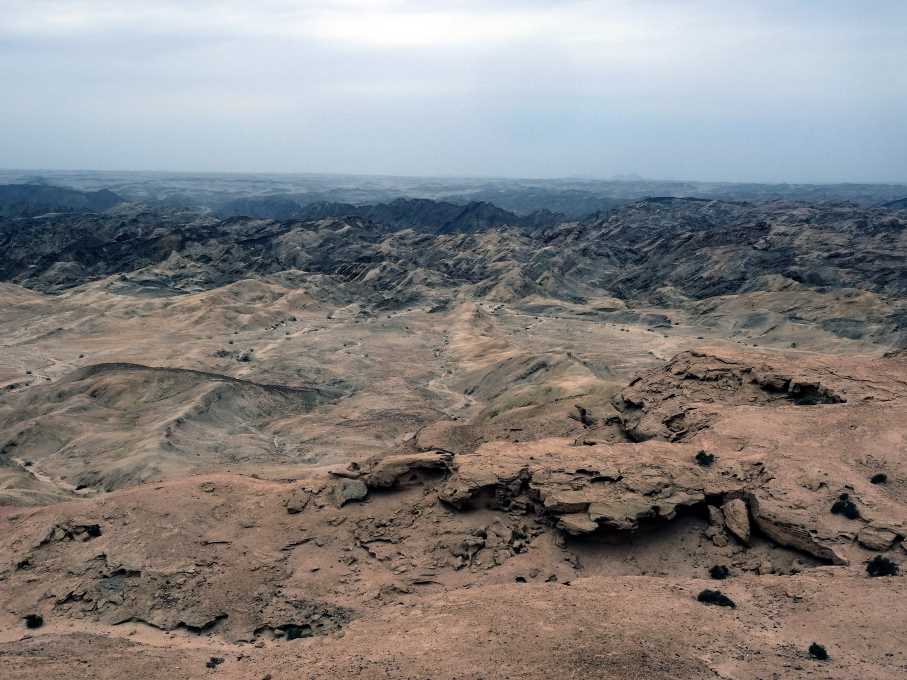 5_10 Moon valley.jpg