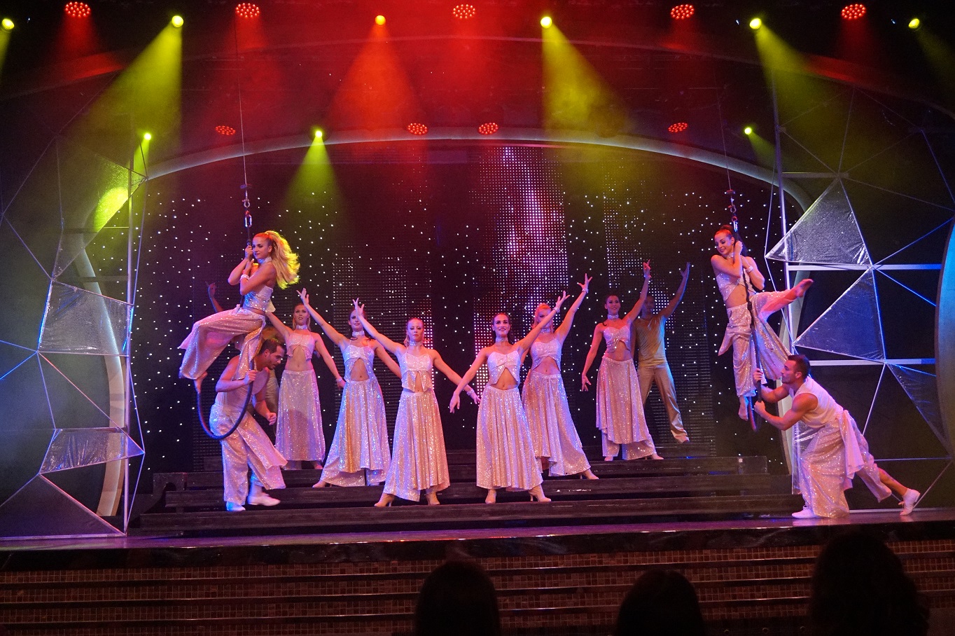 show2.jpg