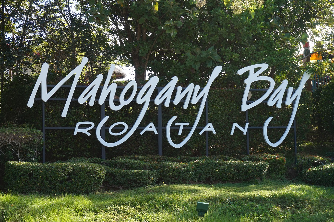 roatan.jpg