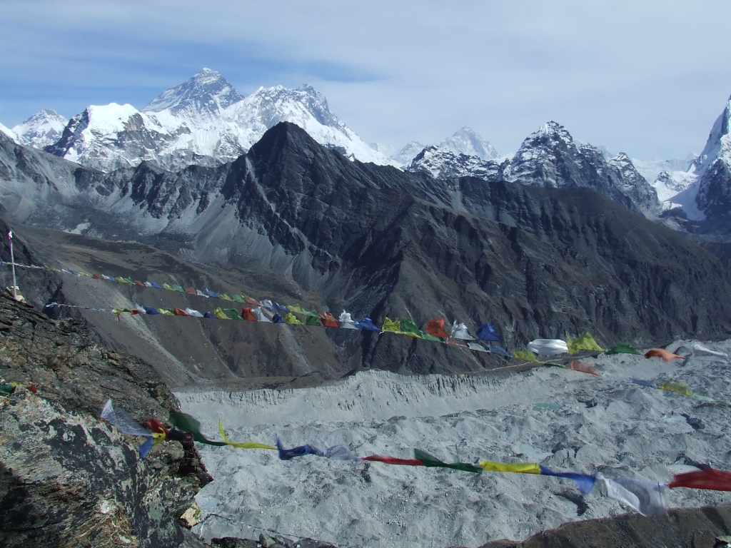 Everest.jpg