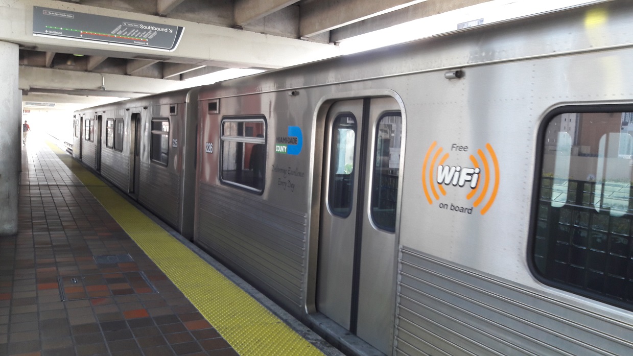 metrorail.jpg