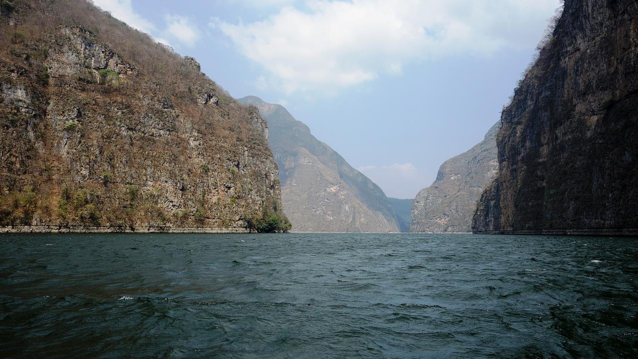 DSC04985.jpg