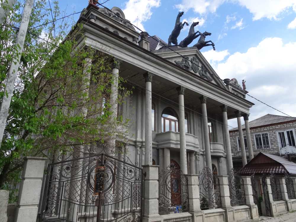 6 pałac Brama Brandenburska.jpg
